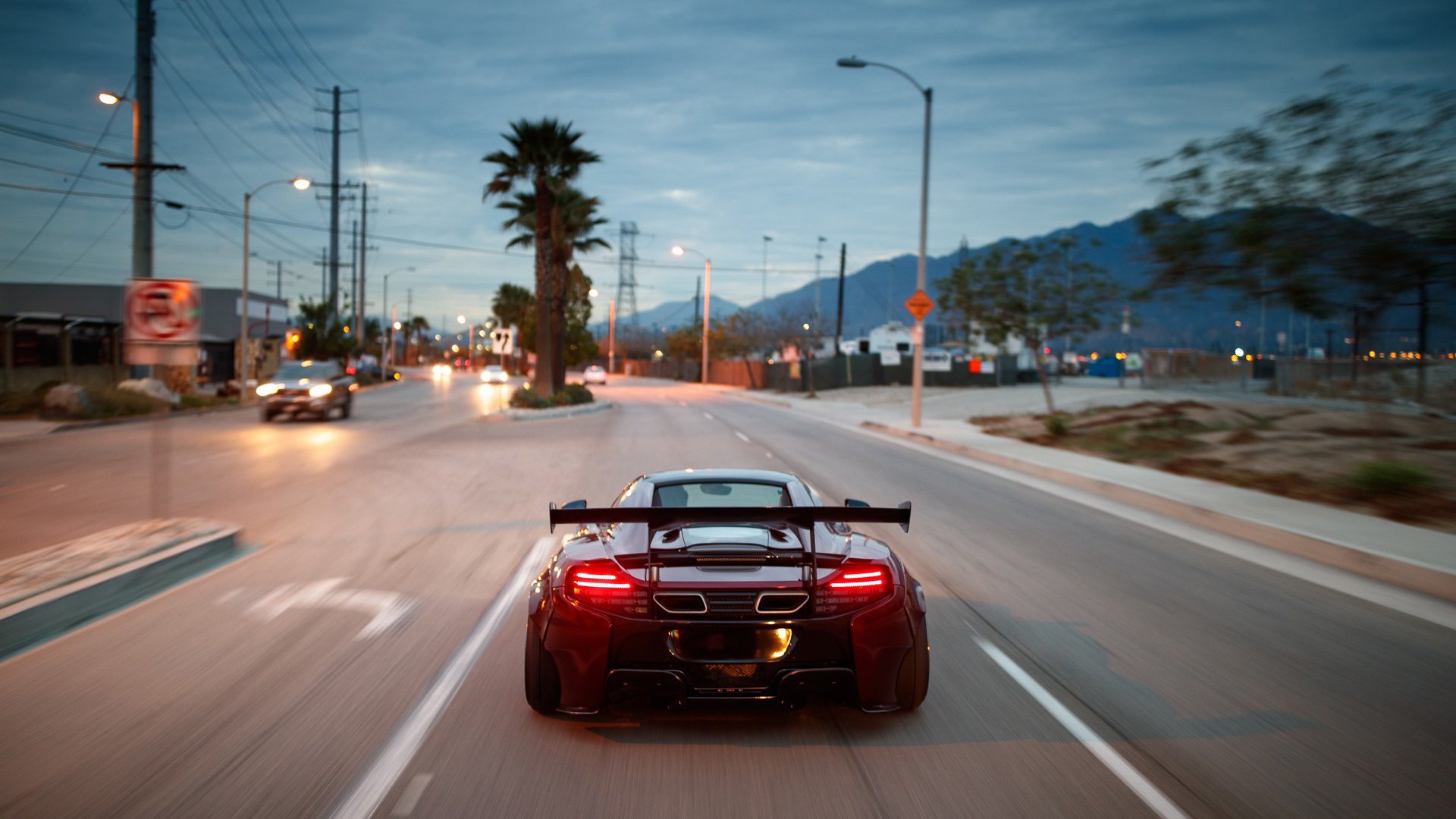 华体会app-德甲瞬间破门：速度与力量的完美展现！，德甲速度最快现役球员