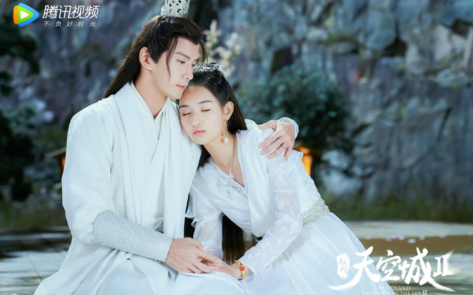 华体会在线-施瓦茨与对手形成激烈缠斗，施瓦茨德国