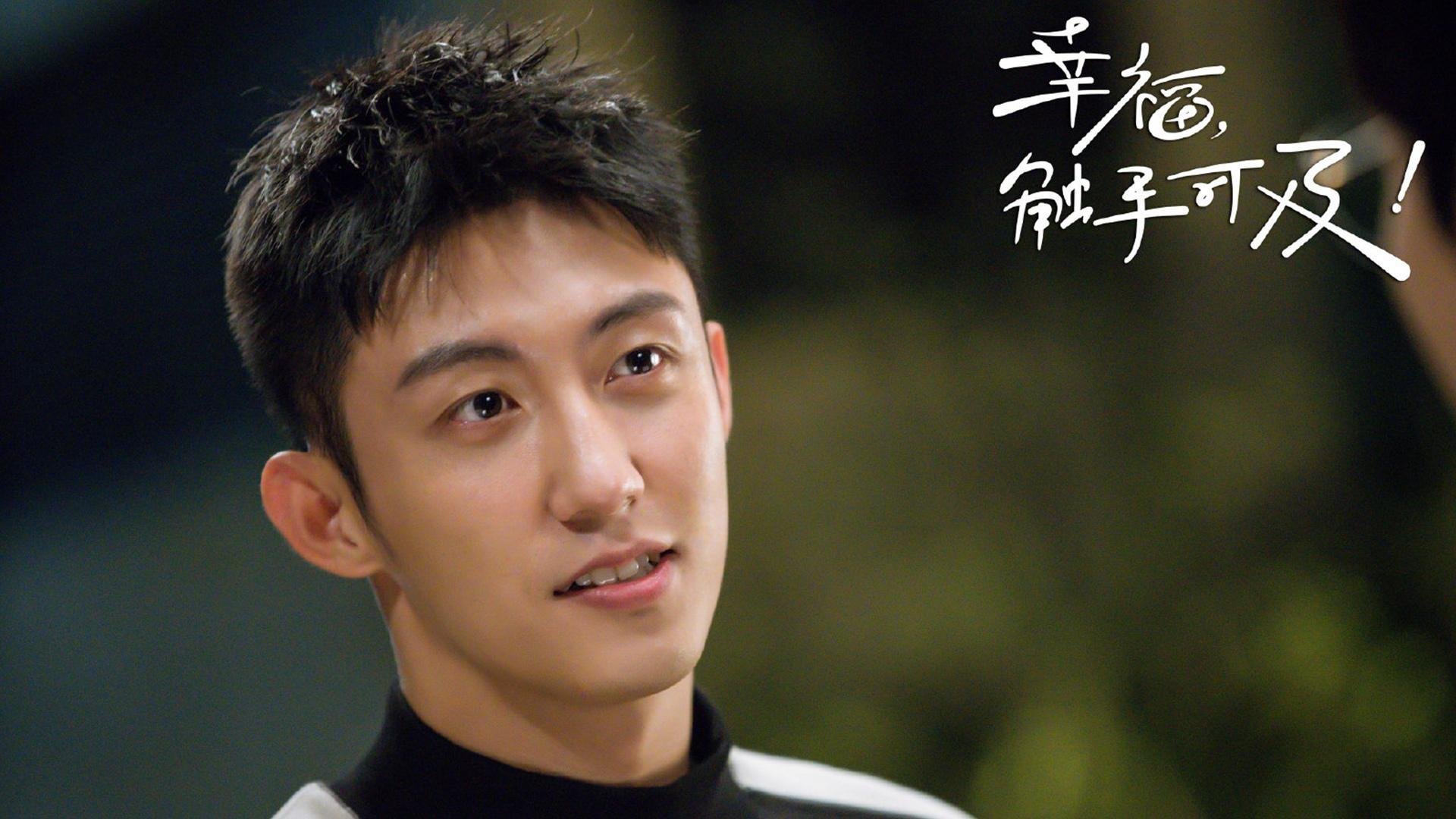 -高中联赛冠军队员获得专业俱乐部试训机会展现潜力，高中竞赛培训机构