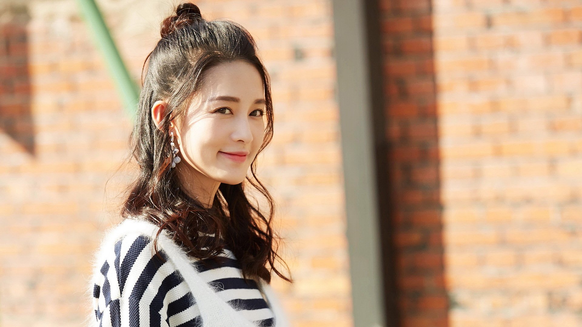 华体会登录地址-加国团结作战，奥地利成背景板